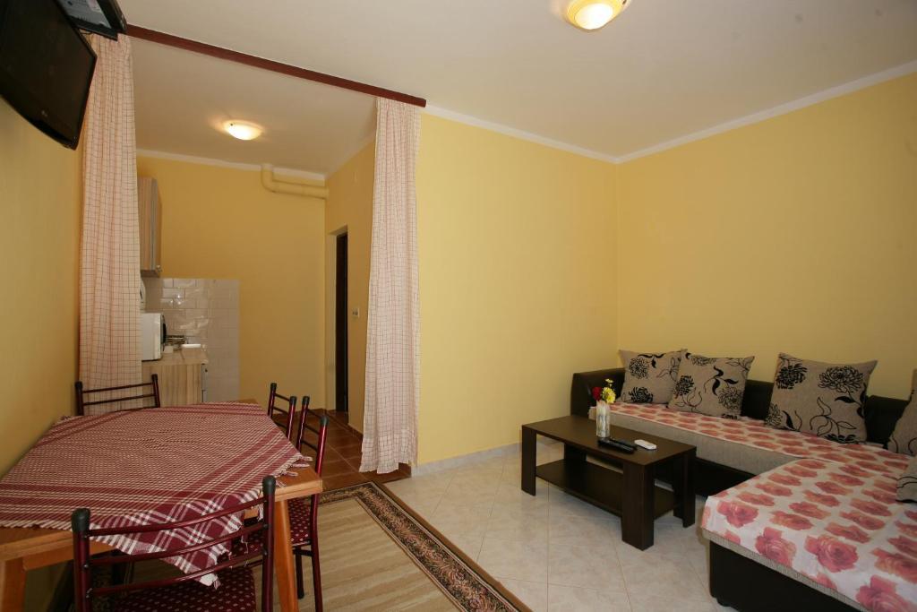 Apartments Cejovic 울친 객실 사진
