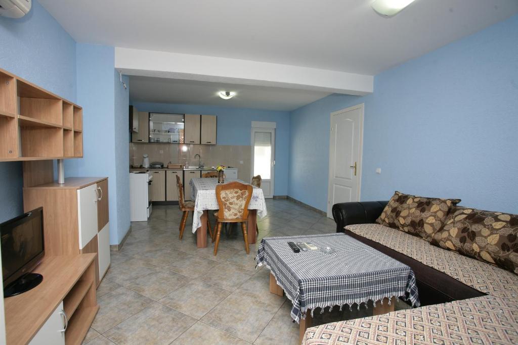 Apartments Cejovic 울친 객실 사진
